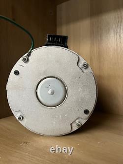US MOTORS LX7922 CONDENSER FAN MOTOR 1/3hp 1075rpm 460/380-420v NEW