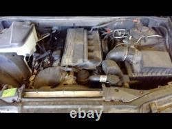 Assemblage de moteur de ventilateur de radiateur Condenseur Ventilateur pousseur Convient à BMW X5 00-06 190246