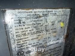 Montage de moteur de ventilateur de condenseur Goodman lame supérieure TESTÉE