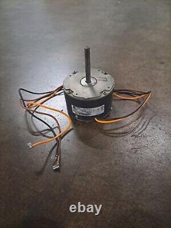 Moteur de ventilateur Emerson K55HXDRL-0014 / 51-21854-17 1/6 HP 208/230V 1075 tr/min utilisé