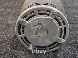 Moteur de ventilateur de condenseur Dayton 24PR72, 1 HP, 1140 tr/min, 60 Hz 1 vitesse, T-Stat 3 phases